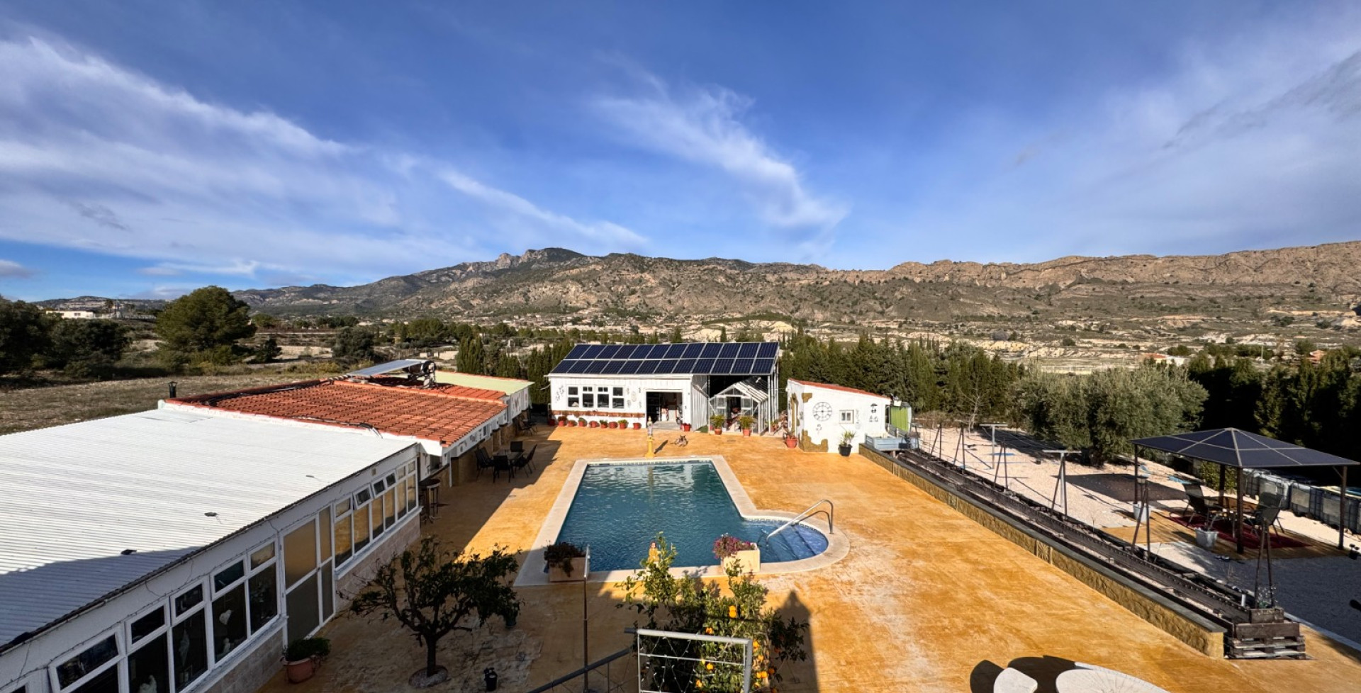 Te koop - Landhuis - Ojos