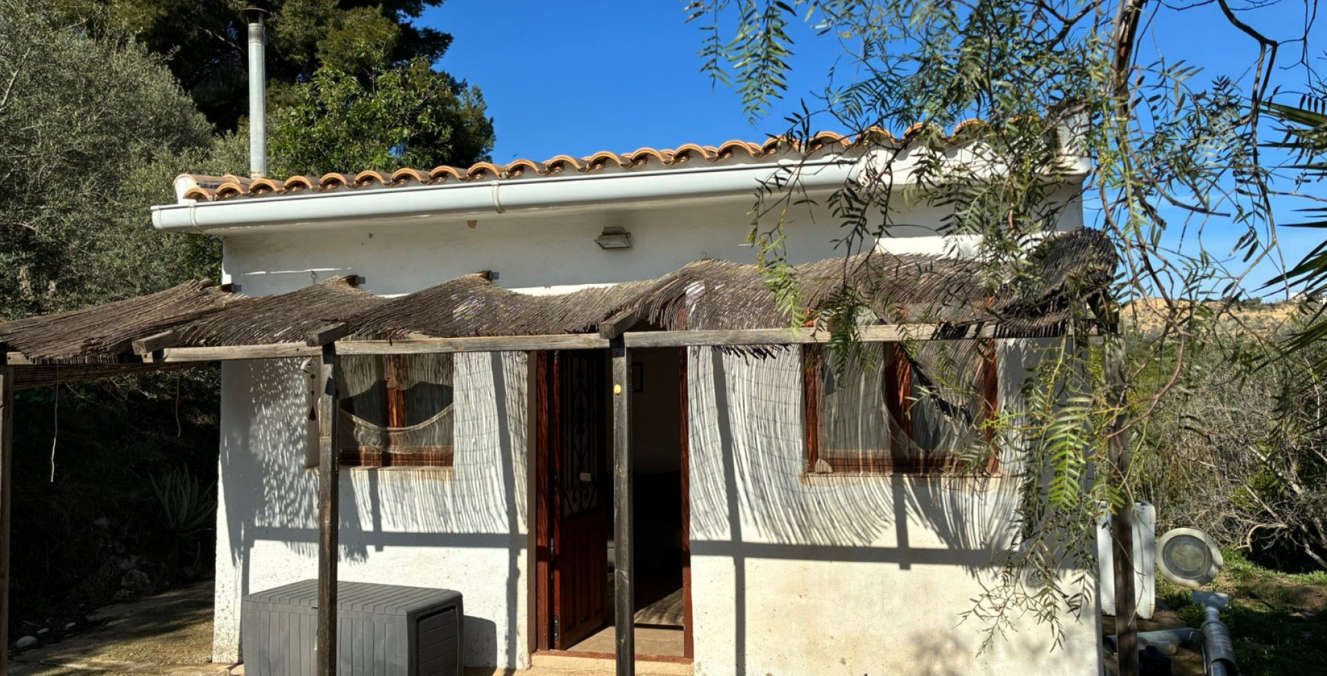 Venta - Almacen  - Blanca