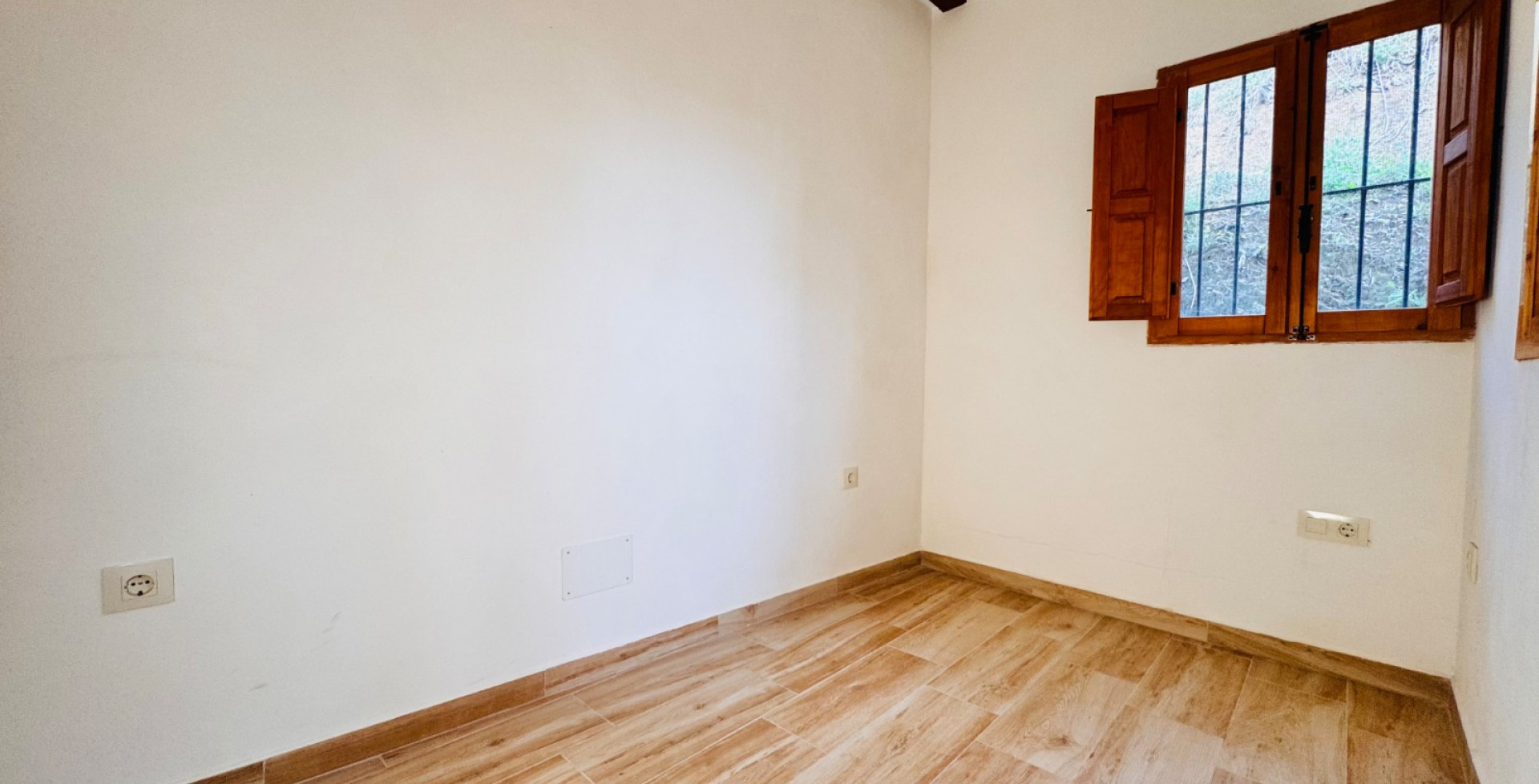 For Sale - Town House - Blanca