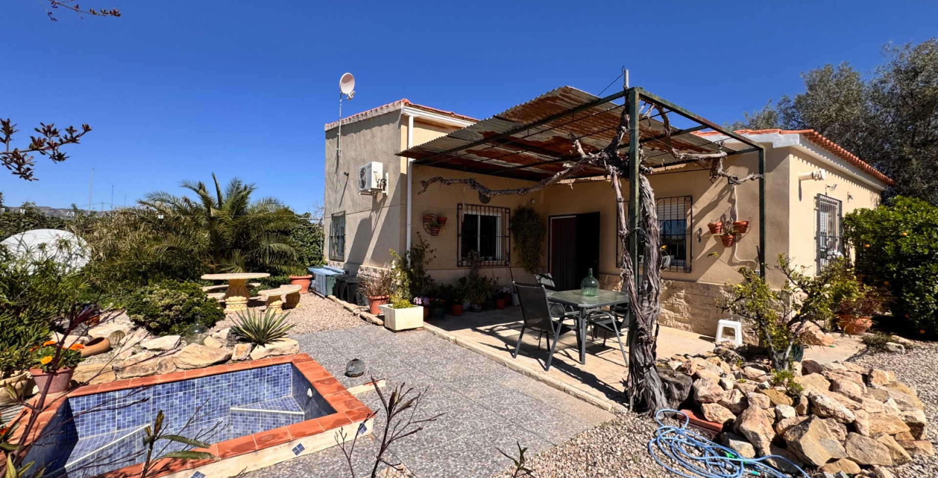 Venta - Casa de Campo - Cieza