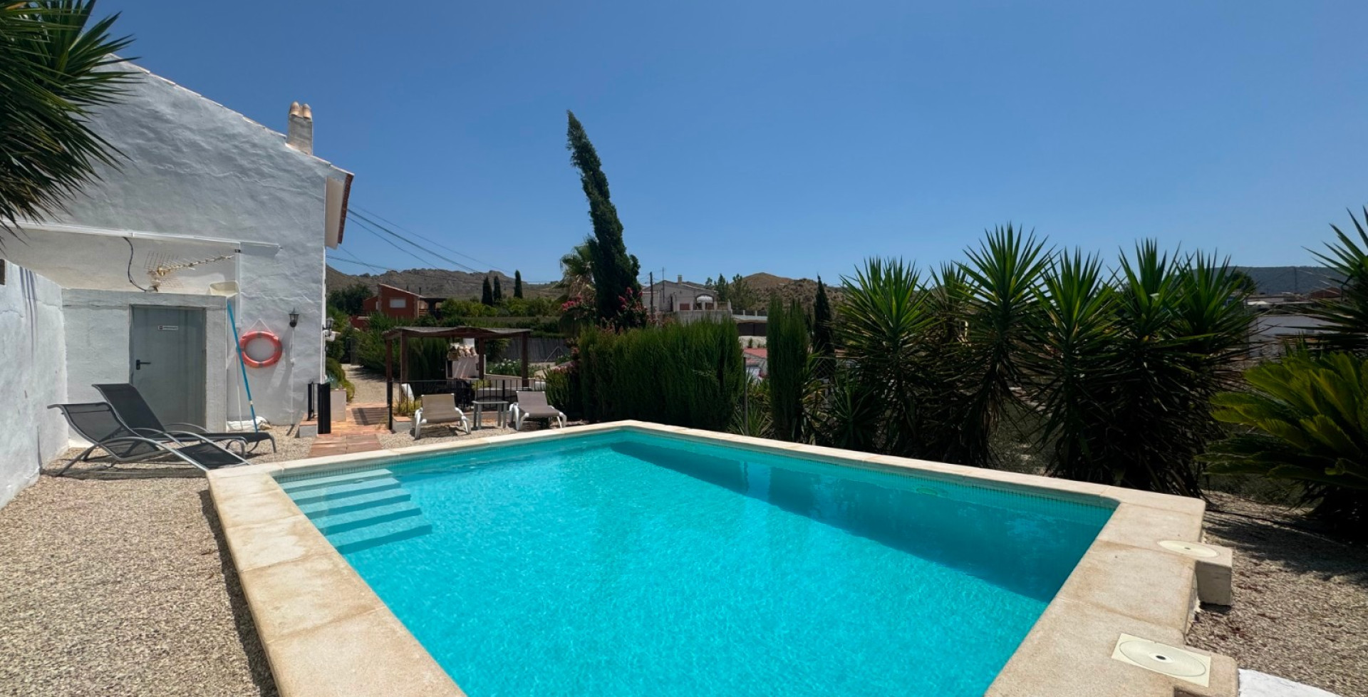 Venta - Chalet independiente - Blanca