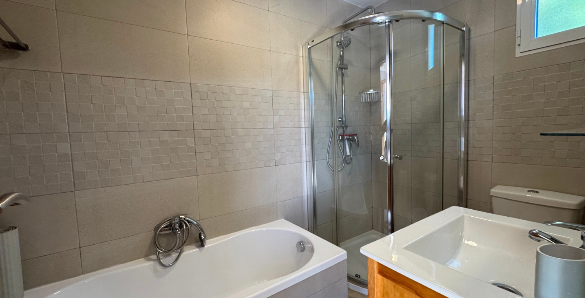 Venta - Chalet independiente - Blanca