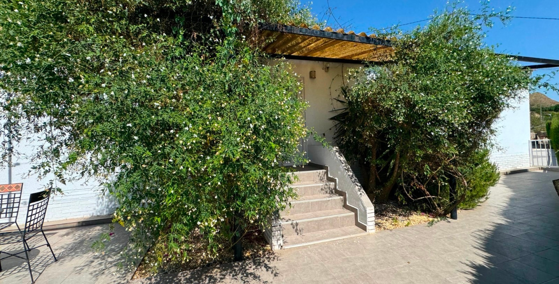 Venta - Chalet independiente - Blanca