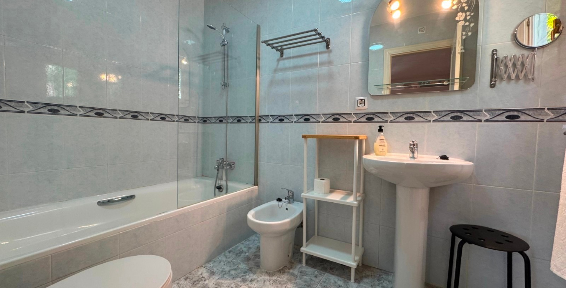 Venta - Chalet independiente - Blanca