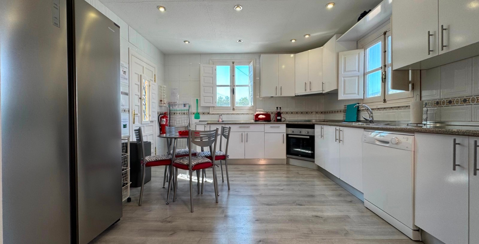 Venta - Chalet independiente - Blanca