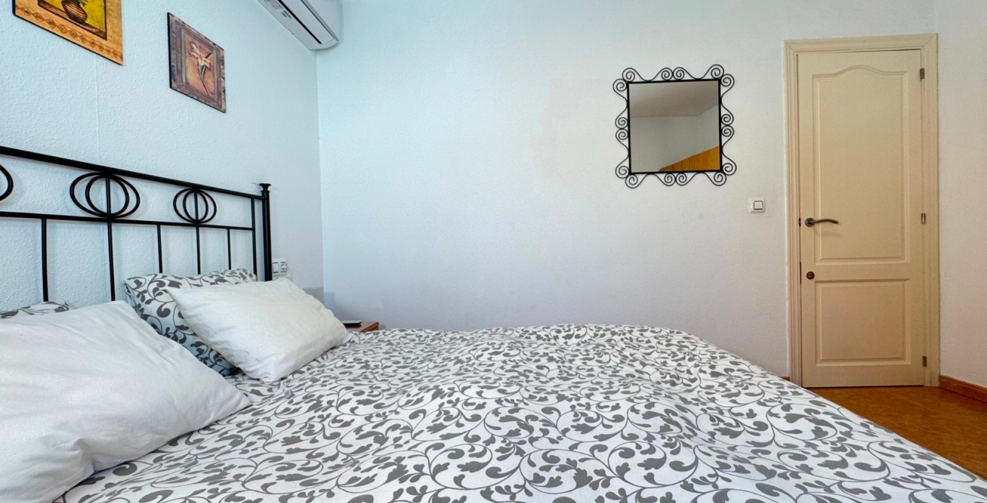 Venta - Chalet independiente - Blanca