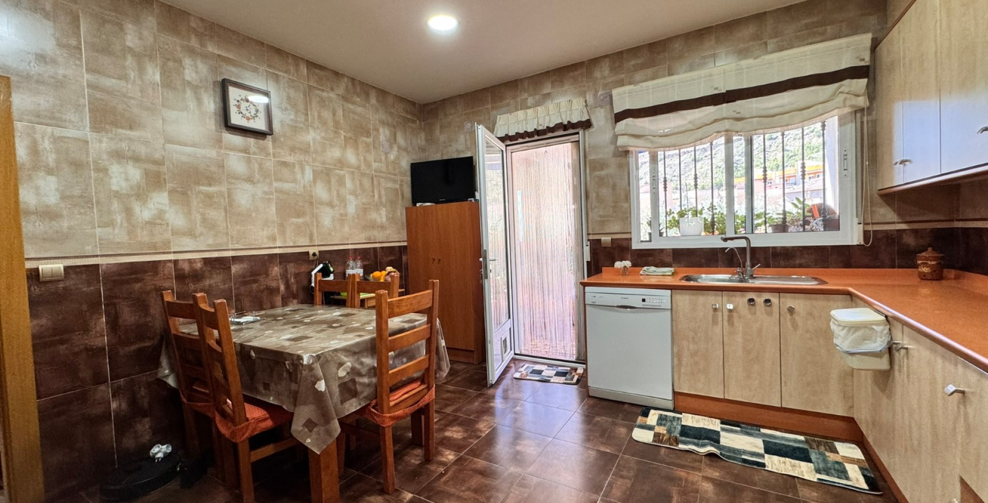 For Sale - Town House - Blanca