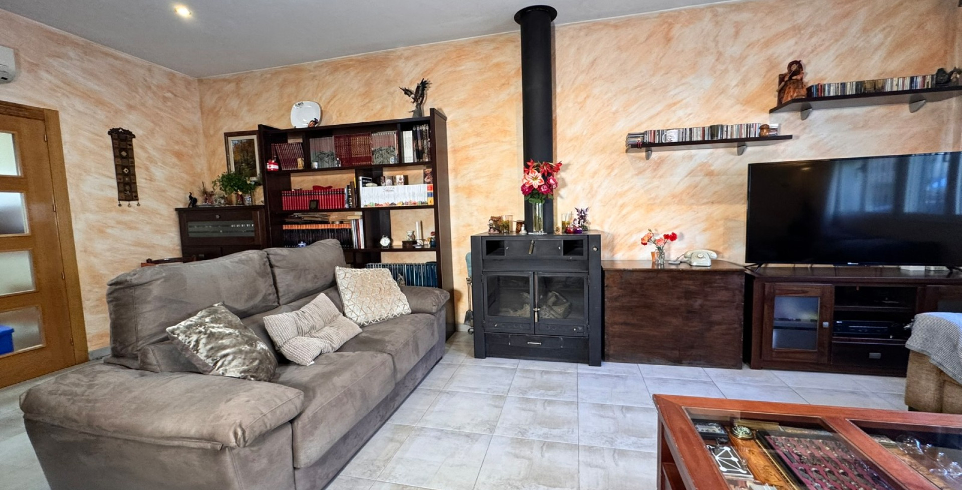 For Sale - Town House - Blanca