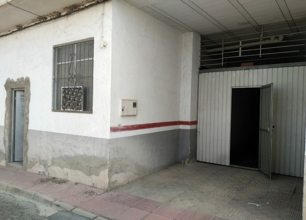 Commercial Property - For Sale - Blanca - Blanca