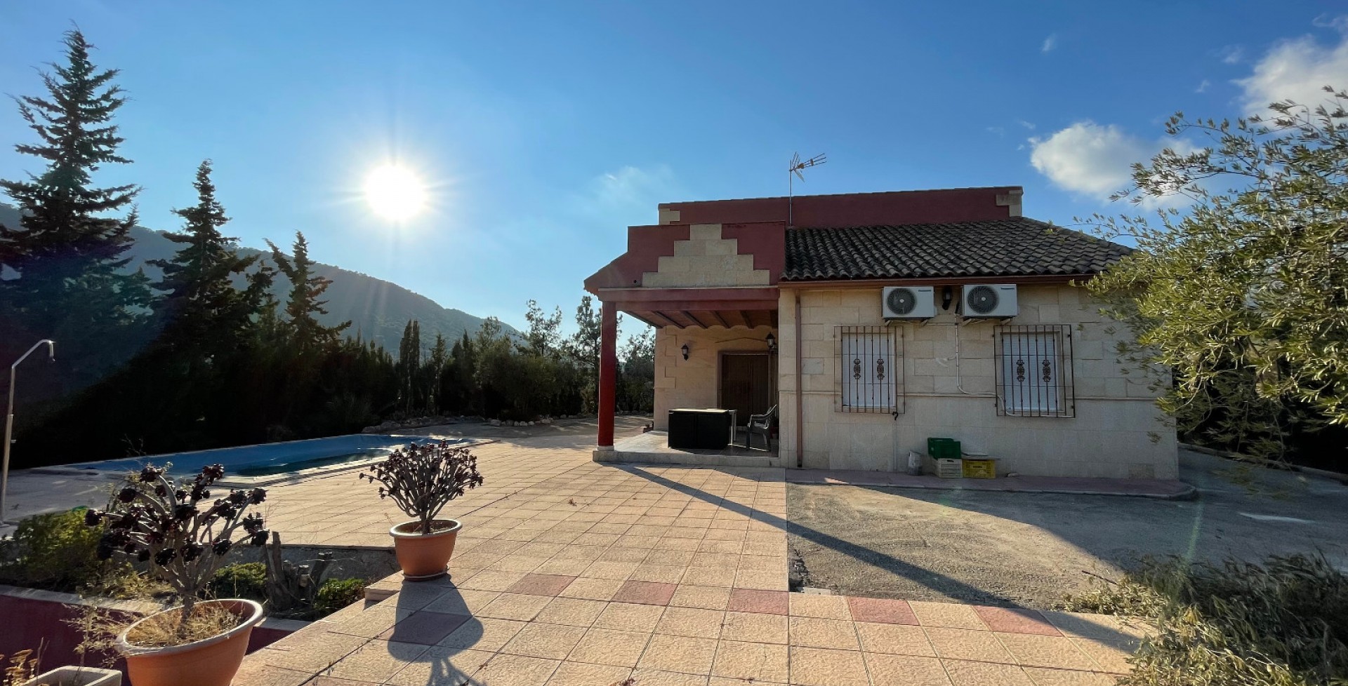 Gran alojamiento en el campo independiente con espectacular pisicina, Ojós, Murcia, España